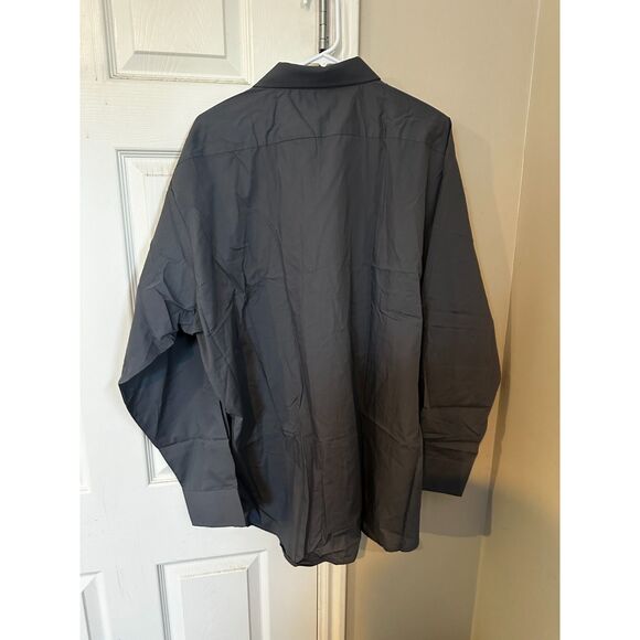 Gray Button Down - Long Sleeve Shirt - Solid Quality - Picture 2 of 3